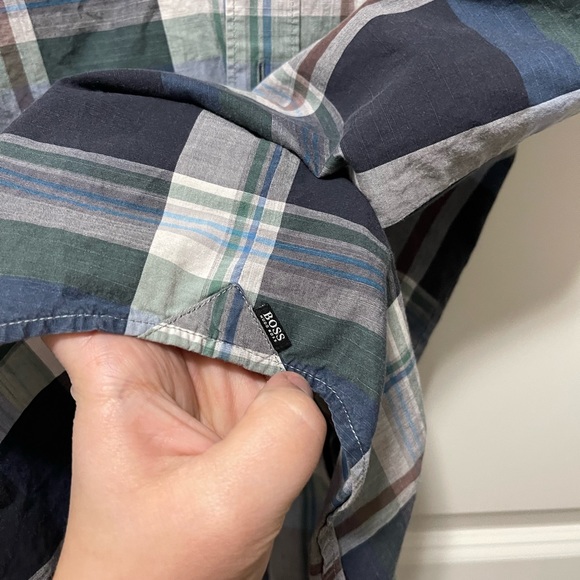 Hugo Boss Robbie Sharp Fit Button Up - Picture 3 of 5